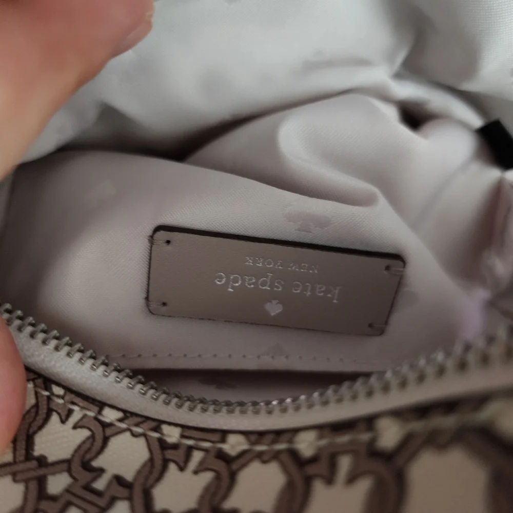 Kate Spade New York Link mini bag w/ crossbody chain